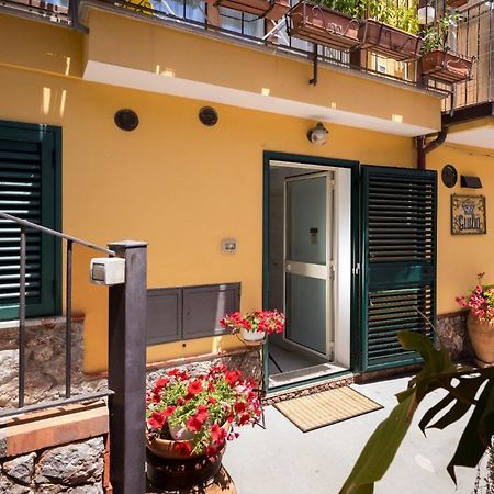 B&B Giulia Taormina Buitenkant foto