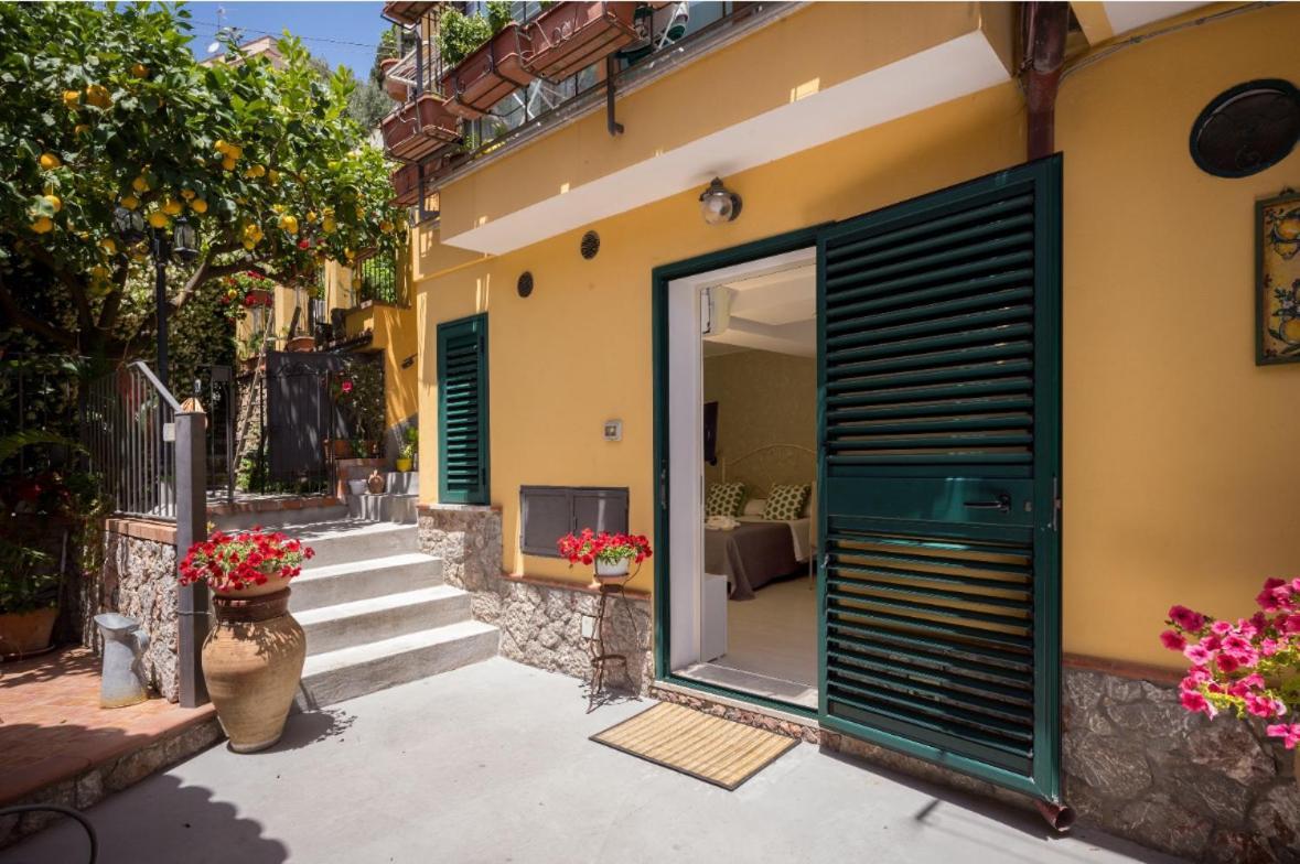 B&B Giulia Taormina Buitenkant foto