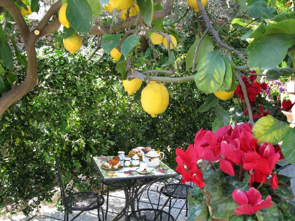 B&B Giulia Taormina Buitenkant foto